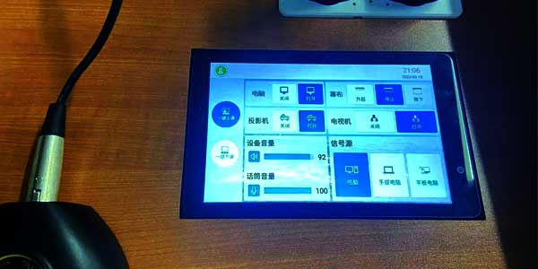 講桌嵌入式智能中控 講桌嵌入式智能中控